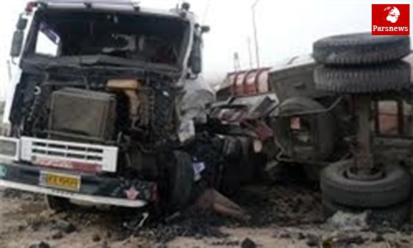۳ کشته و ۴ مجروح در حادثه برخورد دو تریلی