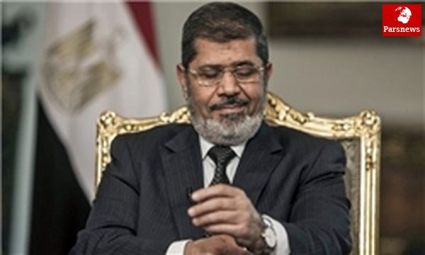 " مرسی" دست به اعتصاب غذا زد