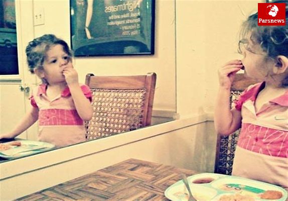 در مقابل آینه بنشینید و با اشتها غذا بخورید