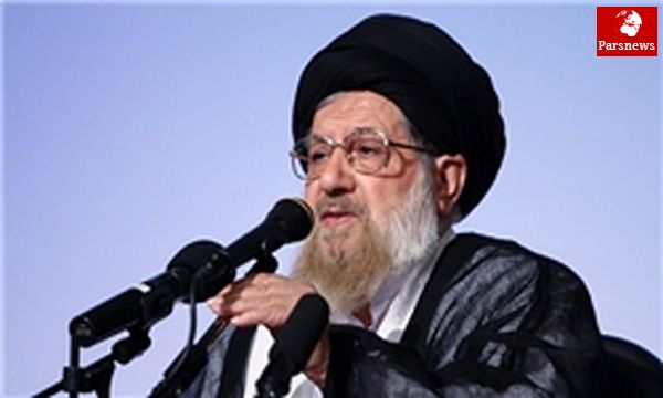 جلد اول خاطرات برادر بزرگ رهبر انقلاب در راه نمایشگاه کتاب