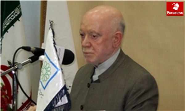 تعدد نامزدهای اصولگرا انداختن فرش قرمز زیر پای اصلاح طلبان است