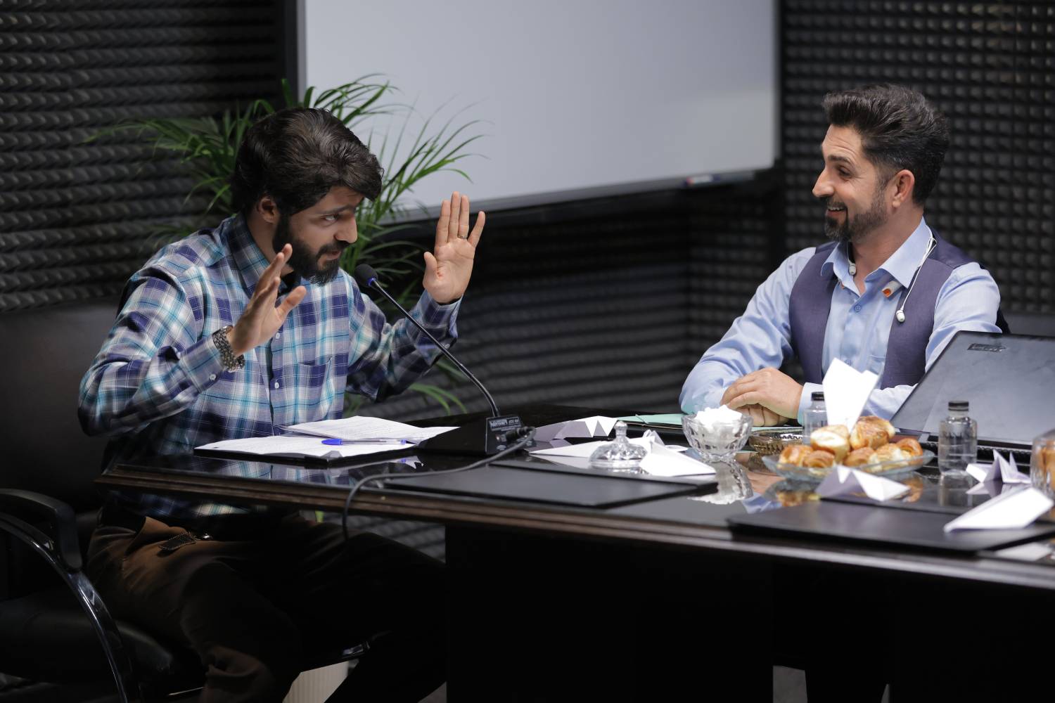 برنامه جیمی جام با ابوطالب