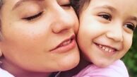 مهناز افشار و دخترش این روزها در خارج از کشور