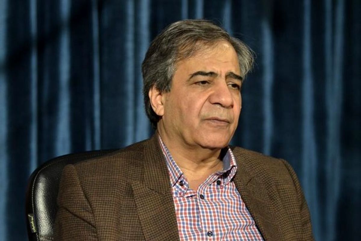 خروج وزارتخانه‌ها از تهران نشدنی است/باید بروکراسی کاهش یابد