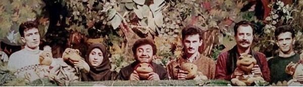 زمانی که خسرو احمدی عروسک گردان بود + عکس