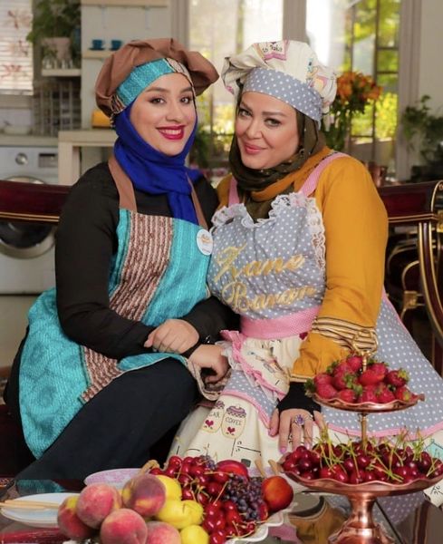 لباس آشپزی بهاره رهنما در خانه + عکس