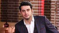 مجری مشهور، گرفتار در سیل/ عکس