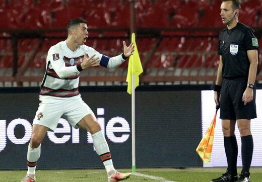 رونالدو در آستانه محرومیت 