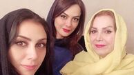 خواهران فرجاد در کنار مادر/عکس