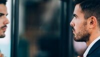 چگونه با افراد خودشیفته برخورد کنیم؟ 