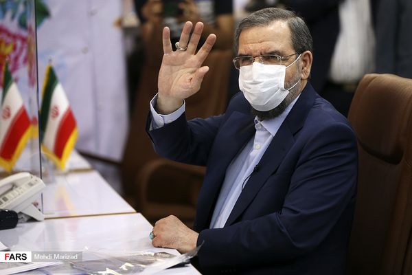 محسن رضایی: اقتصاد پادگان یا دادگاه نیست اما جای فلسفه‌بافی هم نیست