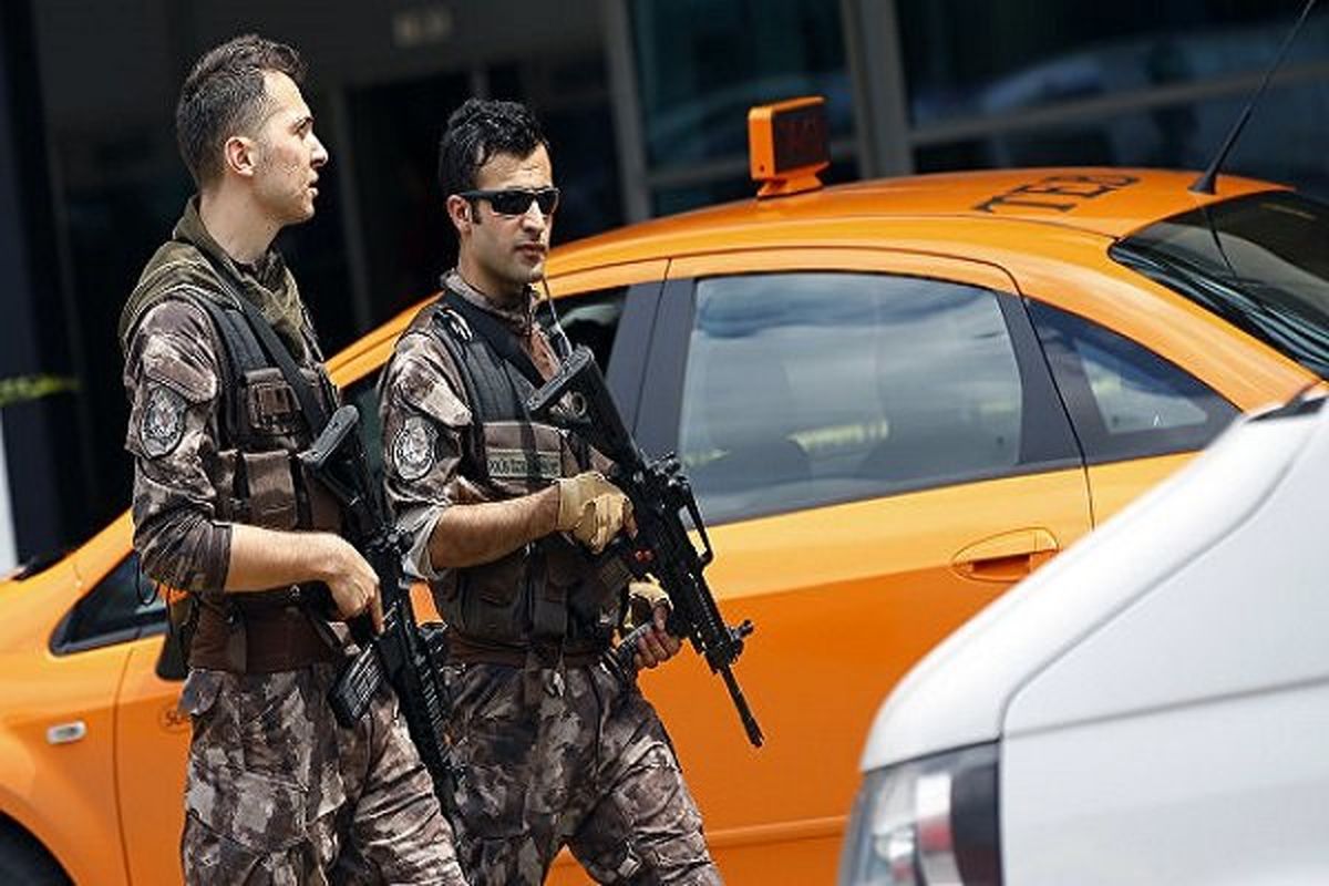 یک عامل انتحاری دستگیر شد