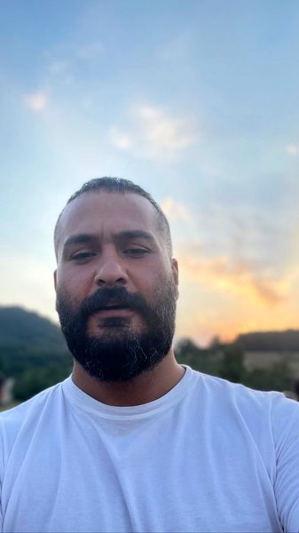 سلفی جدید میلاد کی مرام + عکس