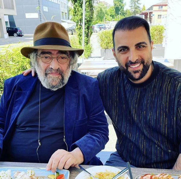 آقای بازیگر در کنار پدر کارگردانش + عکس