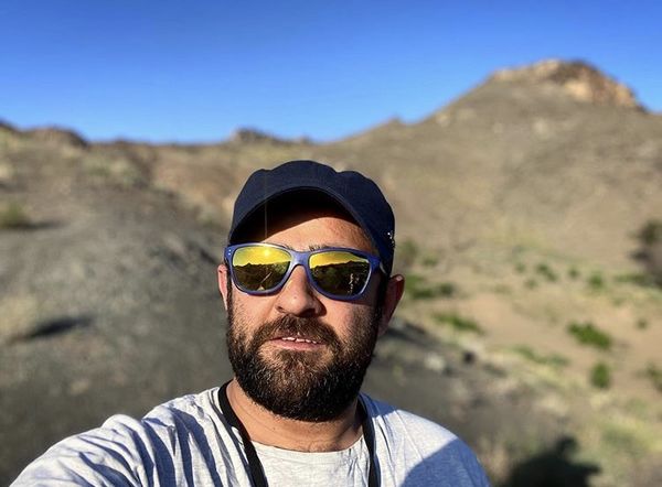 کوهنوردی بازیگر سیاوش + عکس