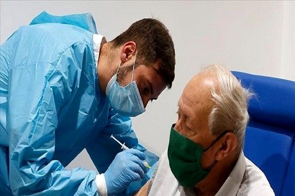 فردی که واکسن زده ، ناقلِ کروناست؟