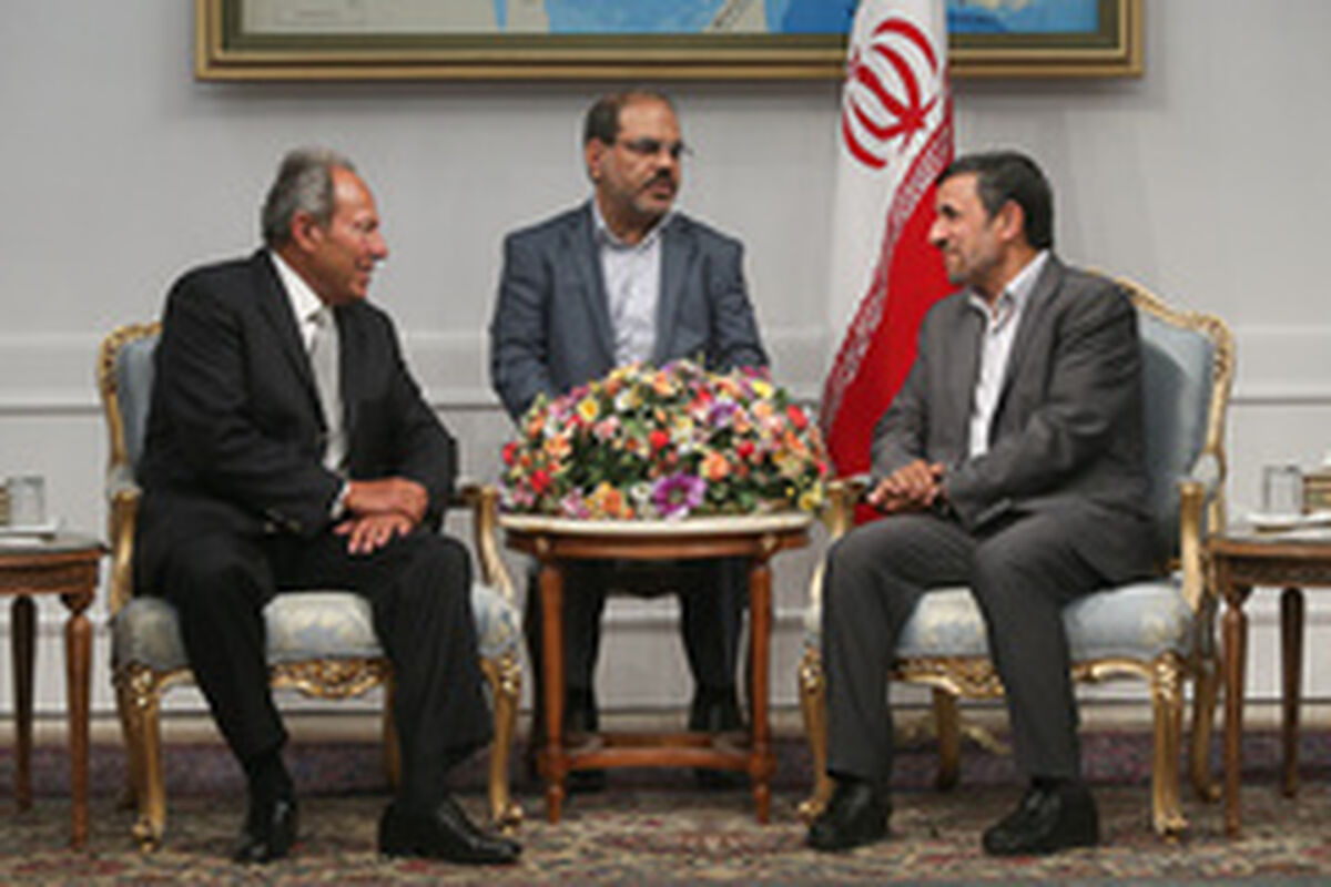 ملتی که برای حق و عدالت قیام کند، پیروز است