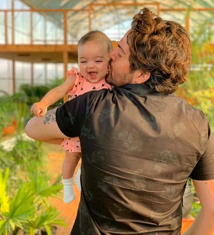 عاشقانه های عماد طالب زاده در گلخانه + عکس