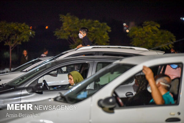 عزاداری خودرویی شیرازی ها + تصاویر