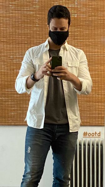 شاهرخ استخری با تیپ ساده + عکس