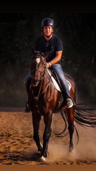 اسب سواری وحید شیخ زاده + عکس