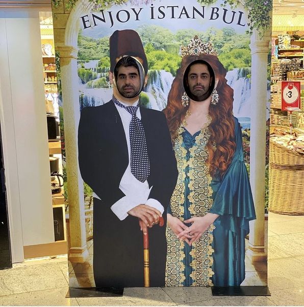 امیر نوری و اشکان اشتیاق در استانبول + عکس