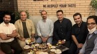 نیما کرمی و دوستانش در کافه + عکس