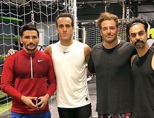 دوستان ورزشکار گلزار + عکس