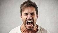 با صبر برنده بازی شوید/ چگونه با همسر عصبانی رفتار کنیم؟ 