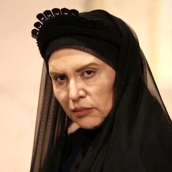 استایل اروپایی رویا تیموریان برای عزاداری + عکس