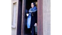استایل ترلان پروانه با شال آبی