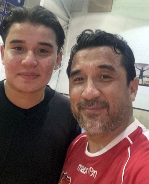 خداداد عزیزی و پسر بزرگش + عکس