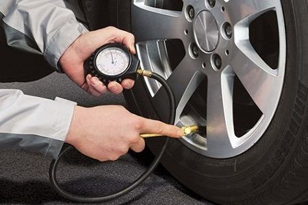 بهترین زمان برای تنظیم باد لاستیک خودرو +جدول برای خودروهای مختلف