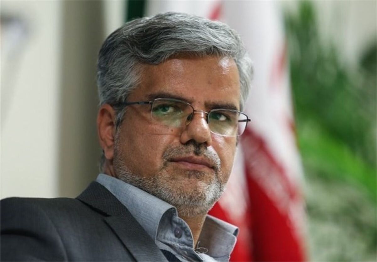 صادقی:کنار رفتن «جهانگیری» به نفع «روحانی» قطعی نیست و بستگی به شرایط دارد
