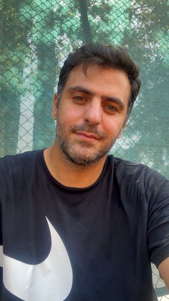 علی ضیا با لباس ورزشی + عکس