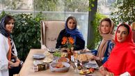 دورهمی خانم بازیگر با دوستانش + عکس