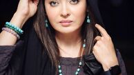 استایل نیکی کریمی در اکران «آتابای» 