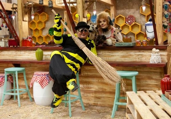 نادر سلیمانی میهمان برنامه عمو پورنگ شد + عکس