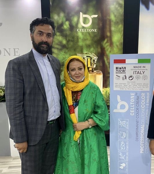 بهاره رهنما و‌همسرش در یک نمایشگاه + عکس