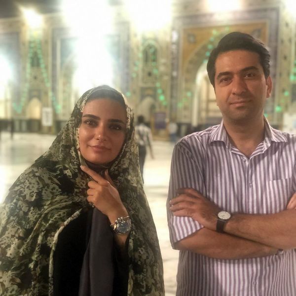 زیارت رفتن لیندا کیانی + عکس