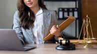 وکیل پایه یک دادگستری خانم باید چه ویژگی هایی داشته باشد؟