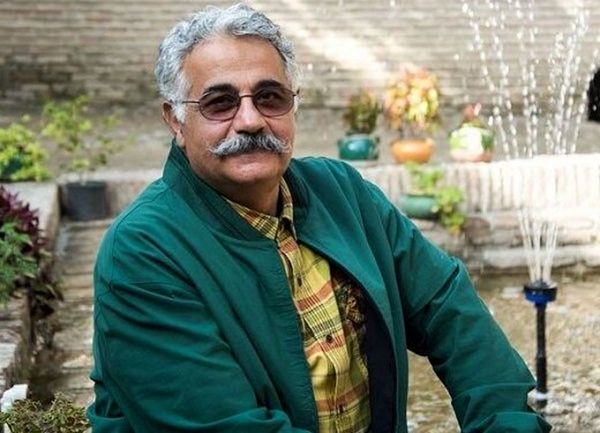 انتقاد اقبال واحدی به شومن ها + عکس