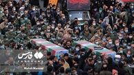 بازی‌کردن شهید مدافع‌حرم احسان کربلایی‌پور با فرزند خردسالش