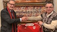 سرمربی جدید تراکتورسازی با استقبال هواداران وارد تبریز شد