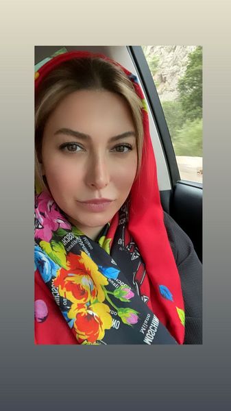 شال خوش نقش و نگار فریبا نادری + عکس