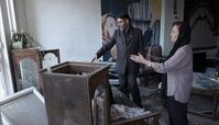 پیگیری وضعیت خسارت وارده جنگ به منزل هنرمندان 