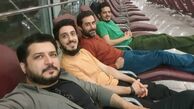بازیگر گاندو و‌ دوستانش + عکس