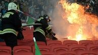 هواداران ورزشگاه را به آتش کشیدند!