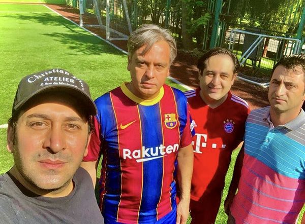 وحید شیخ زاده و دوستان ورزشکارش + عکس