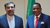 محمدجواد شریعتی رونوشت استوارنامه خود را تقدیم وزیر خارجه جمهوری دموکراتیک کنگو کرد